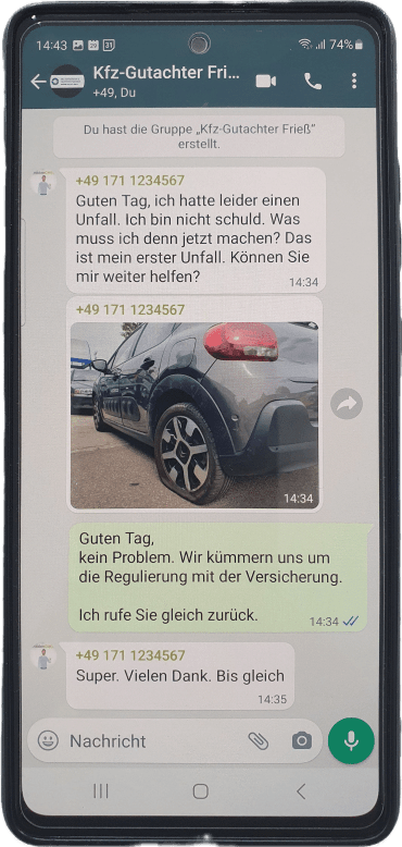 WhatsApp-Chat-Beispiel mit dem Kfz-Gutachter auf einem Smartphone